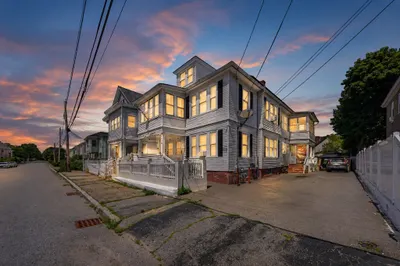 136-138 Sanborn St 1
