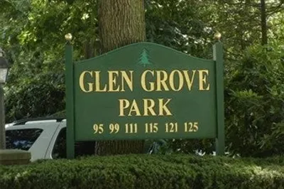 111 Grove St #6
