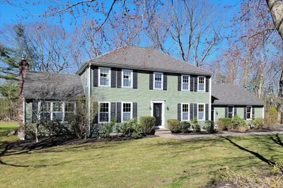 1 Yankee Ln 1