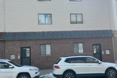 87 Cottage St 1