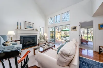 40 Forest Gate Village #40 1