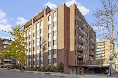 30 Stearns Rd #302
