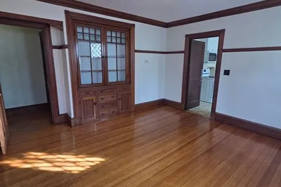 7 1/2 Hancock St #2 1