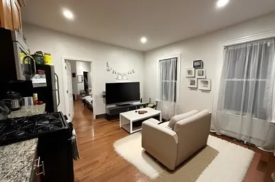 147 Meridian Street #4