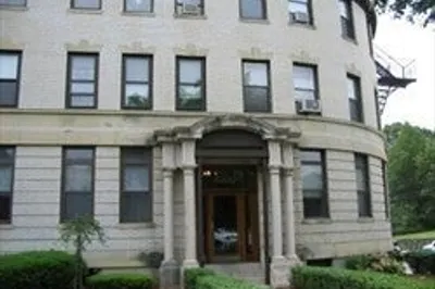 1880 Commonwealth Ave #15