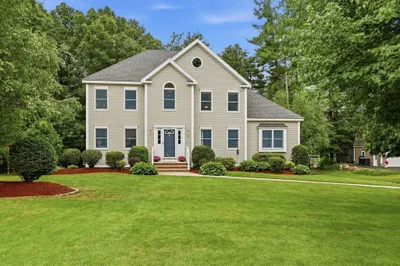 33 Ernies Drive 1