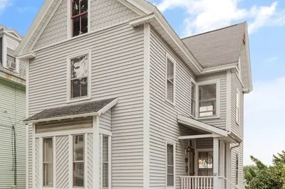 52 Methuen St 1