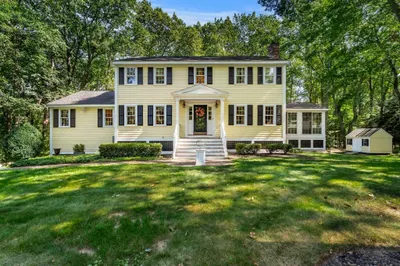 175 Herrick Rd 1