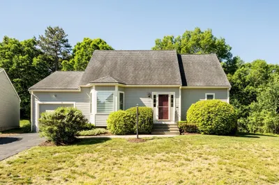 25 Country Side Rd #25 1
