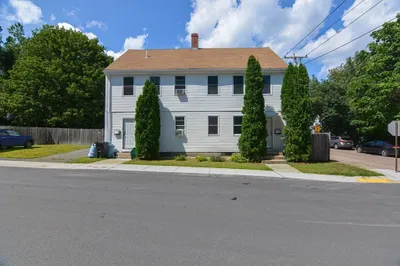 124-126 Canal St 1