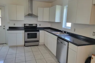 7 Naples Ave #2