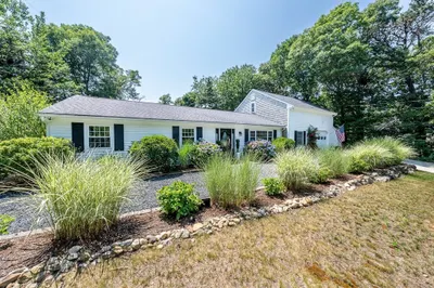 25 Frances Helen Rd 1