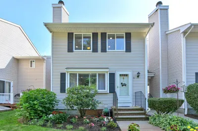 10 Erick Rd ##U35