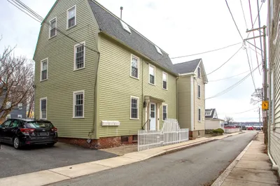 9 Kosciusko Street #1