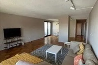 65 East India Row #15C