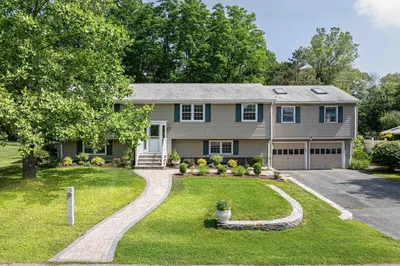 32 Eaton Road W Rd 1