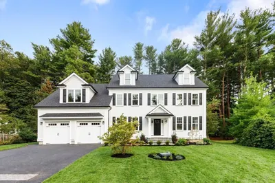 12 Pleasant St 1