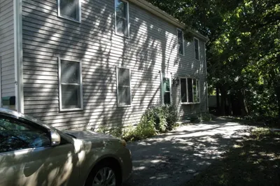 42 W Church St 1