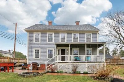 15 Andover St