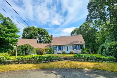 6 Pheasant Lane 1