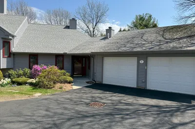 1 Baldwin Ln #1 1