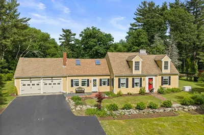 205 W Elm St