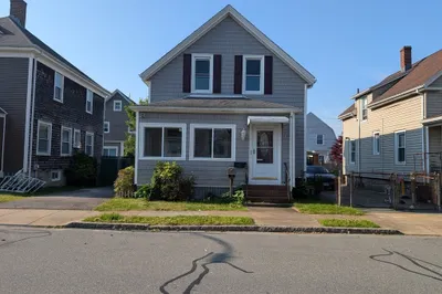 26 Keene St 1