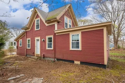 4 Toomey Lane