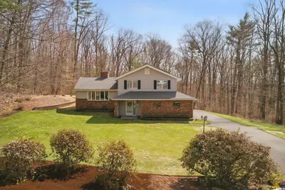 26 Juckett Hill Dr 1