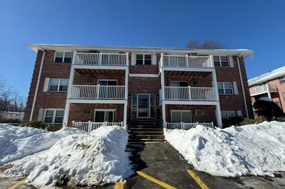 5 Kenmar Drive #09 1