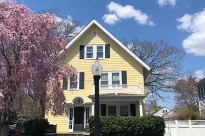 195 Bedford St 1