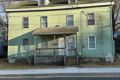 47 West St