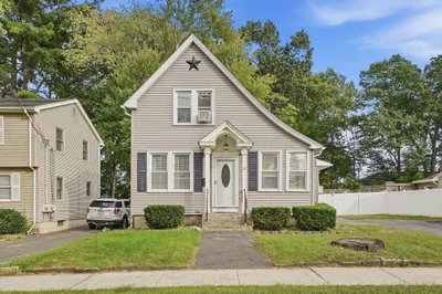 11 Garrity St 1