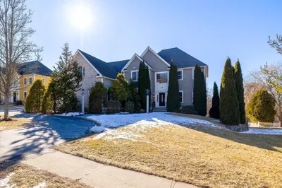 219 Magill Dr 1