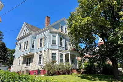 202-204 North Washington Street #3