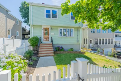 84 Edward St 1