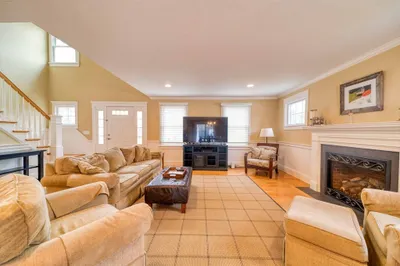 146 James Cir