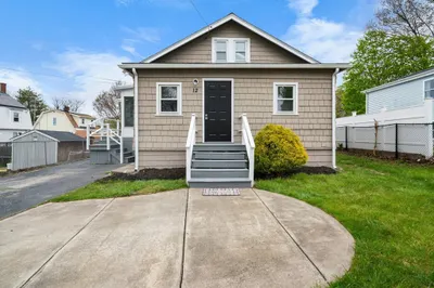 12 Foye Ave 1