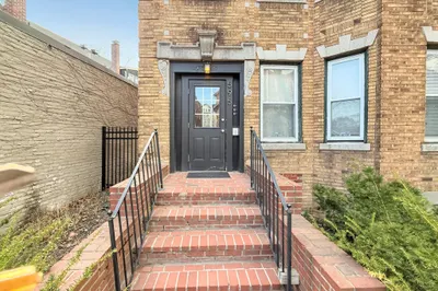 595 Centre Street #3 1