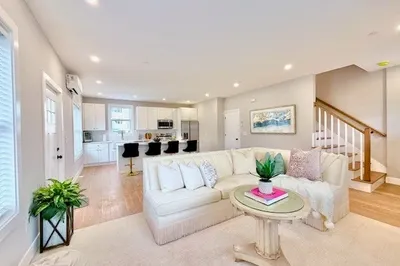 20 Broad St #1