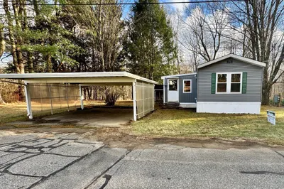 66 Willow Lane 1