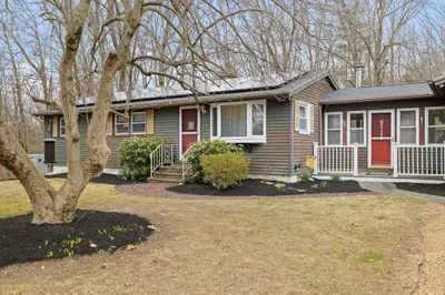 244 Brookfield Road 1