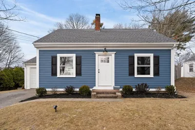 74 Magnolia St