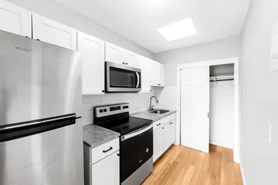 39 Willow Street #2