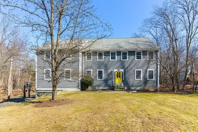 241 Oak Street 1