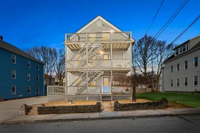 17 Cutler St #1