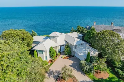 40 Triton Way 1