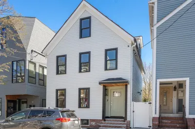 162 W Seventh Street 1