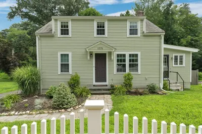 1771 Main St 1