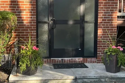 295 Main St #5